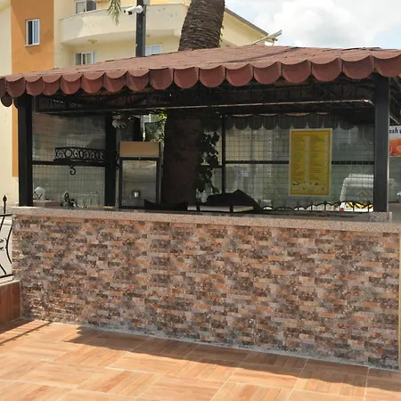 Appart hôtel Marina *